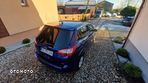 Ford Grand C-MAX - 17