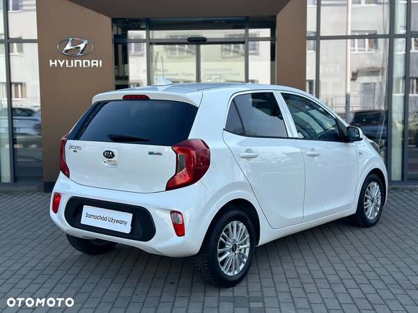 Kia Picanto 1.2 L - 4