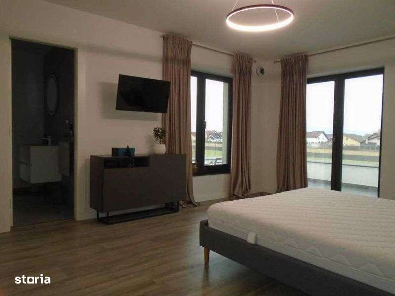 Vila de vanzare in Brasov, cartierul Stupini. - Imagine principală: 5/8