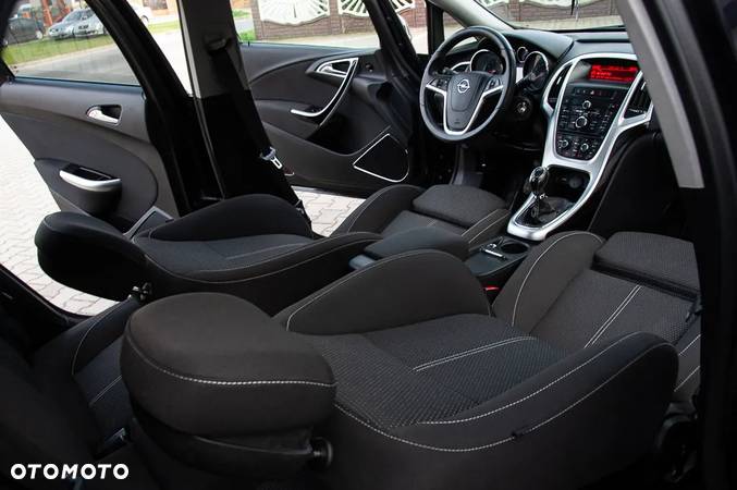 Opel Astra 1.4 Turbo Edition - 6