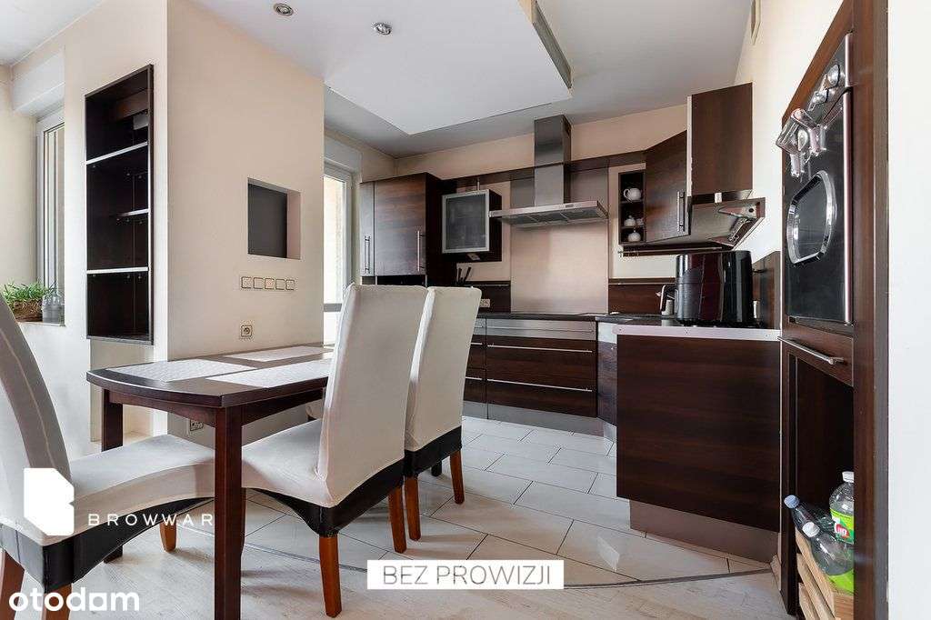 Mieszkanie ze świetnym układem i dwoma balkonami-1