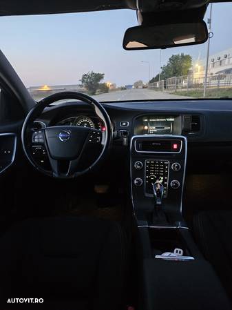 Volvo S60 D4 Geartronic - 11