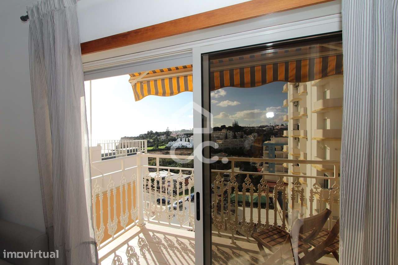 Apartamento T1 (T0+1) com VISTA MAR na primeira Linha de Praia em Arma-7