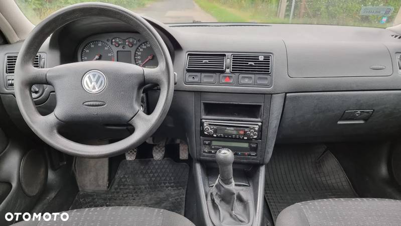 Volkswagen Golf IV 1.6 Comfortline - 14