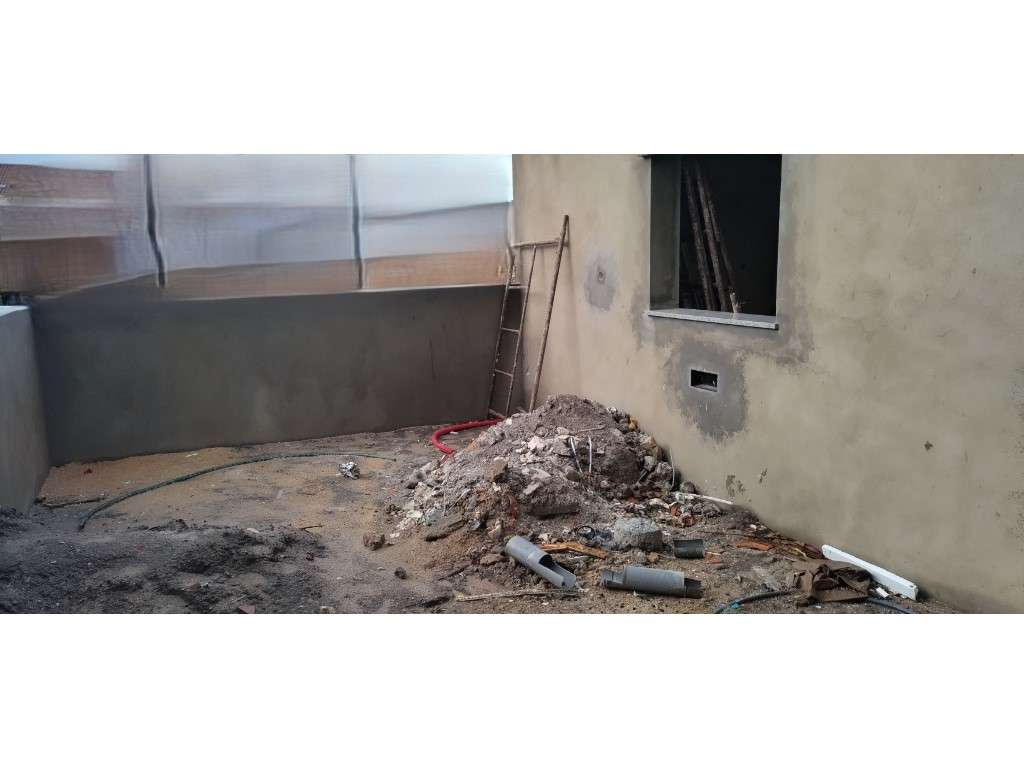 MORADIA GEMINADA Quinta do Conde com GARAGEM - Grande imagem: 5/42