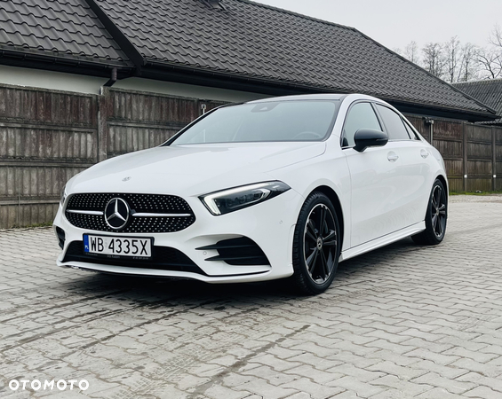 Mercedes-Benz Klasa A 200 d 4-Matic AMG Line 8G-DCT - 2