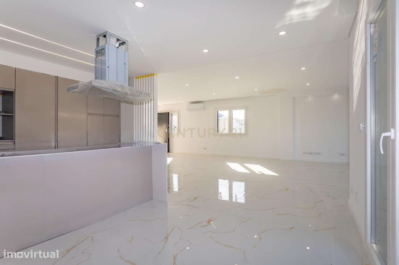 Carisma e boas áreas na sua Moradia Nova T4 Suites!!! no Pinhal do Gen - Grande imagem: 4/60