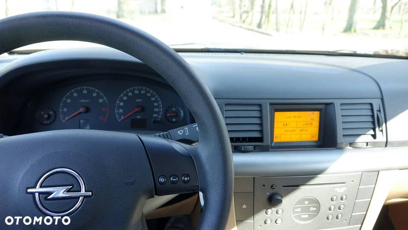 Opel Vectra 1.8 Comfort - 19