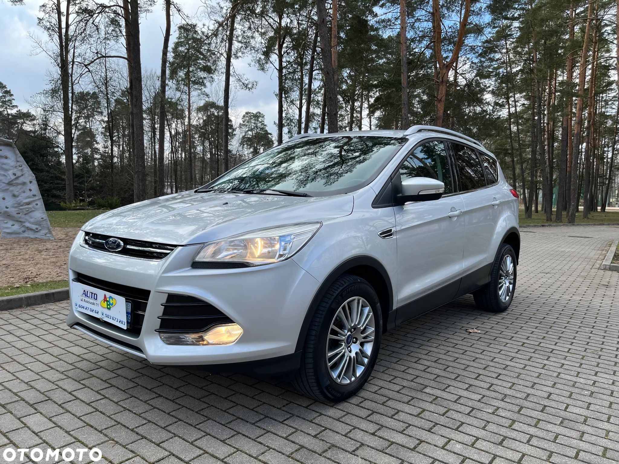 Ford Kuga - 1