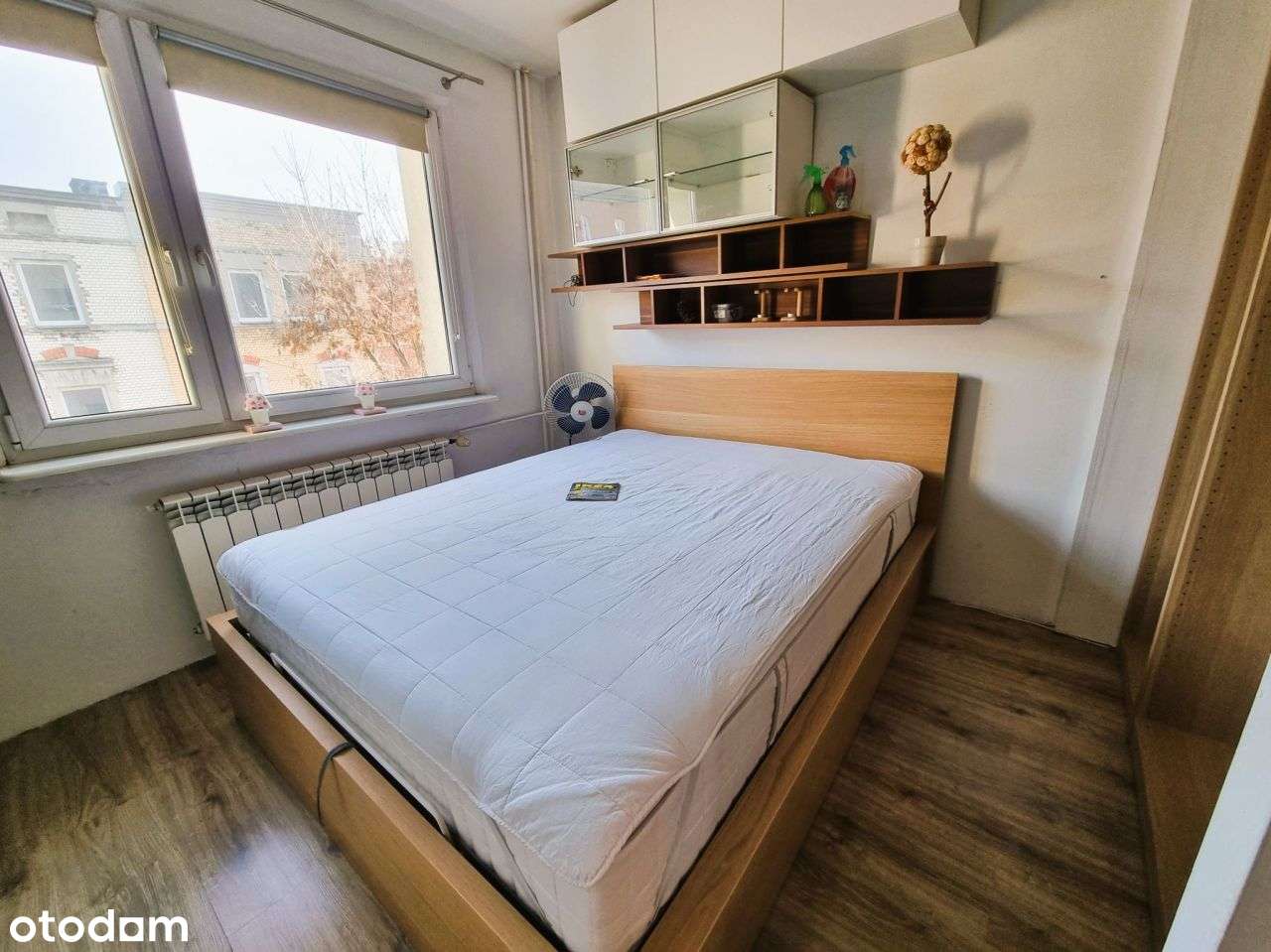 2 pokoje, Co, balkon!-2