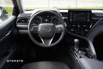 Toyota Camry 2.5 Hybrid Comfort CVT - 24