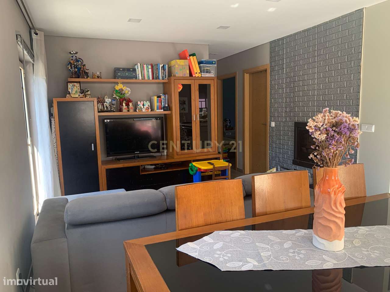 Casa com 3 Apartamentos na Vila do Gerês e 1000 m2 terreno - Grande imagem: 5/60