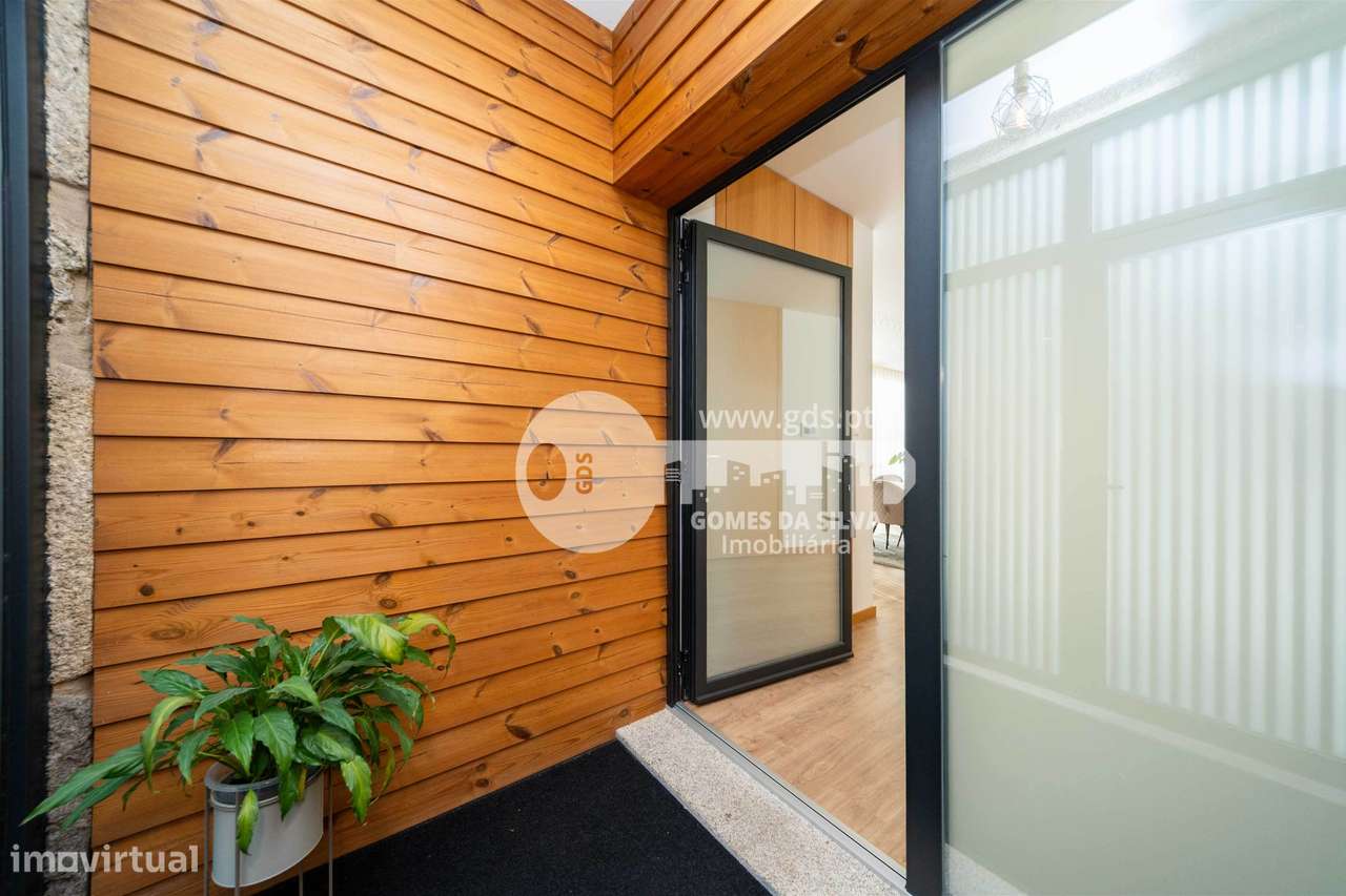 Quinta T6+1 com Piscina | Terreno de 6.231 m² em  Vila Verde - Grande imagem: 4/42