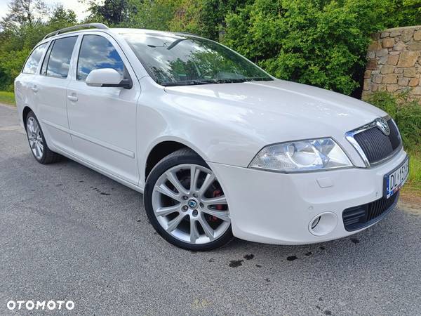 Skoda Octavia 2.0 TDI RS - 1