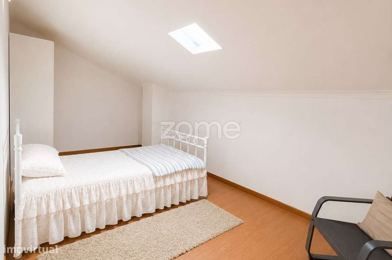 Apartamento T2 Duplex com Terraço e Potencial de Rentabilidade l Vi...-16