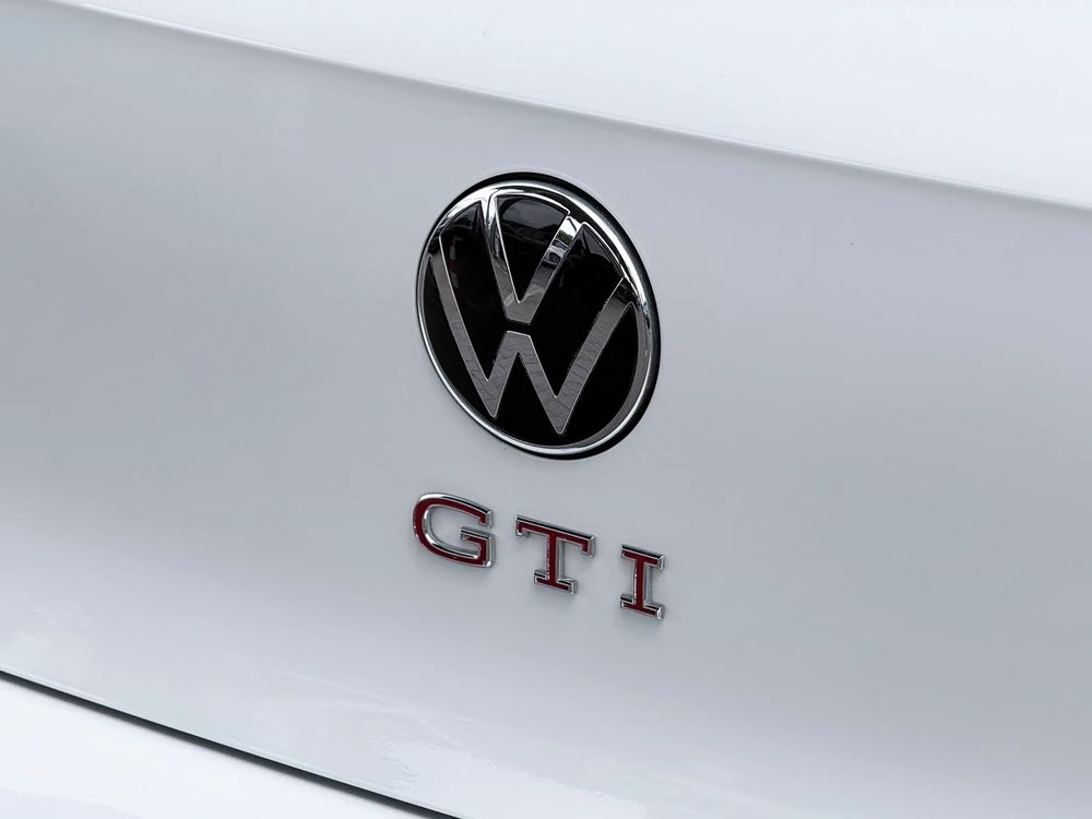 Volkswagen Golf 2.0 TSI Opf DSG GTI 245 KM — zdjęcie 7