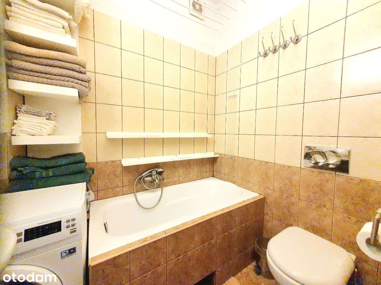 Idealne! obok starówki; 2 duże pokoje, osobna kuchnia, niski blok-9