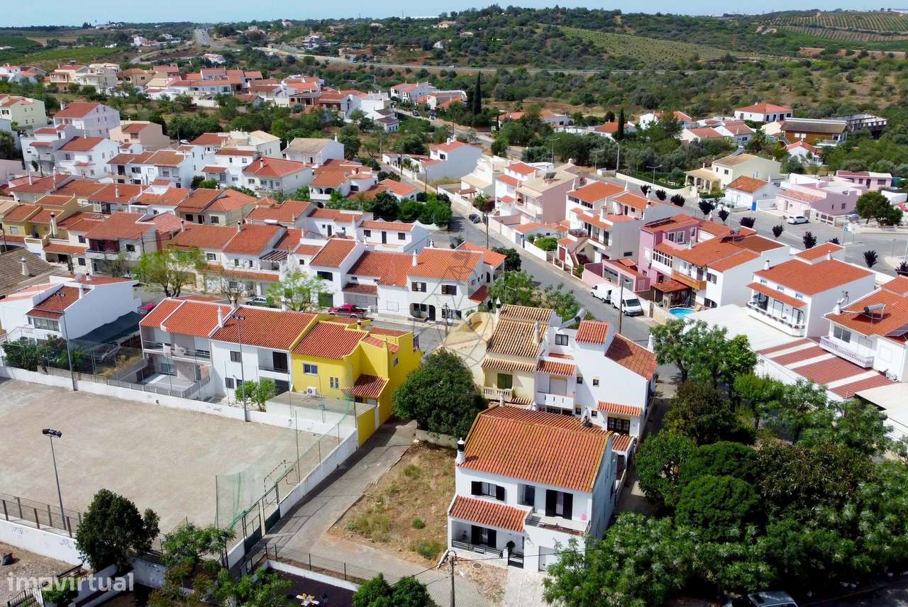 Terreno para construção a venda próximo a estação de Silves - Grande imagem: 2/17