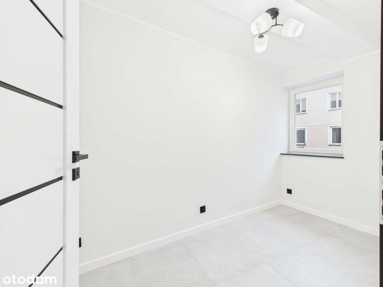 Mieszkanie kawalerka, parter, po remoncie.-6