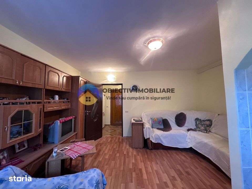 Garsoniera de vanzare  ETAJ 2 Cartier Darmanesti - Imagine principală: 1/12