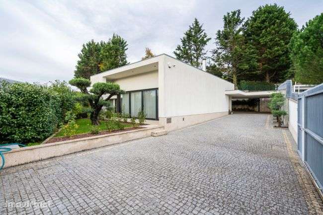 Fantástica Moradia T3 Térrea de Luxo em Braga-45