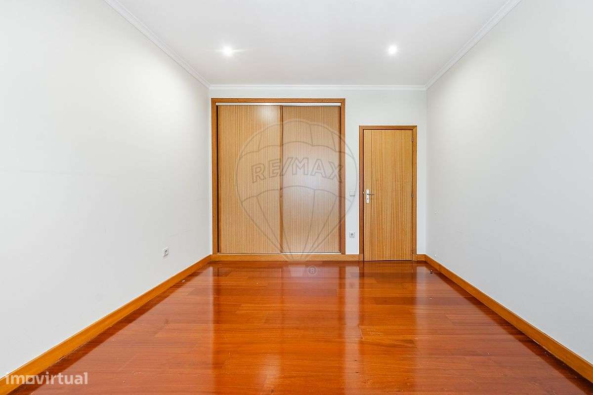 Apartamento T4 para venda-22