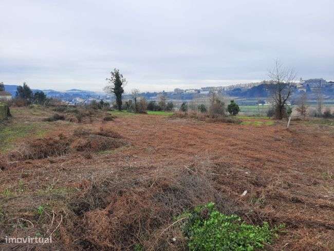 Fastástico Lote para Construção em Amares - Braga - Grande imagem: 4/5