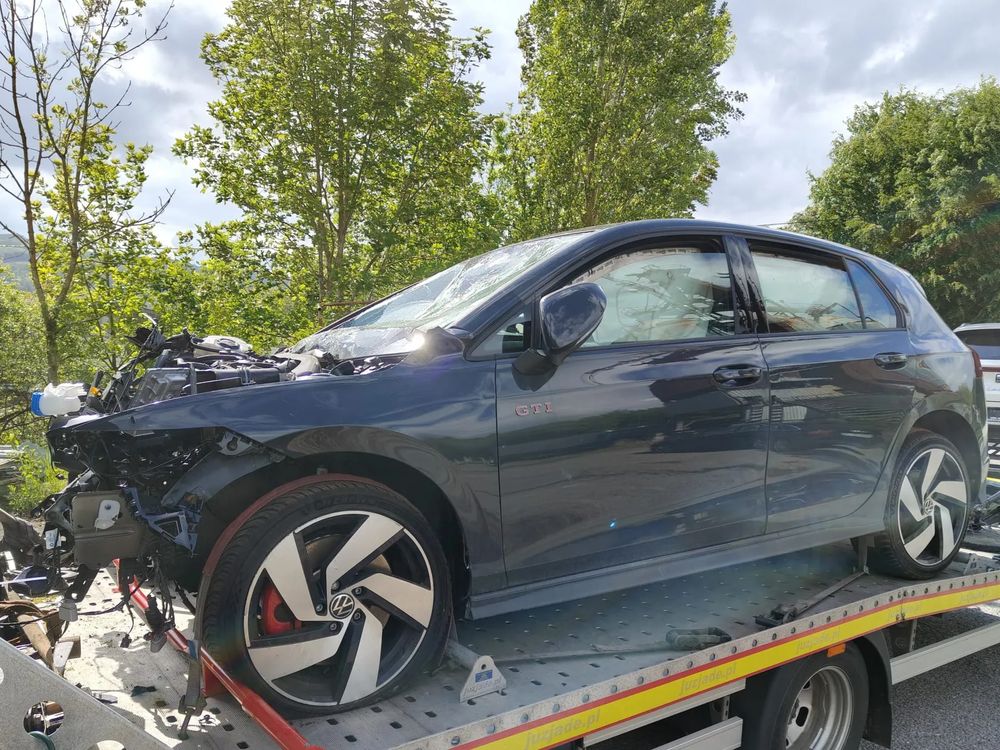 Volkswagen Golf VIII 2025
