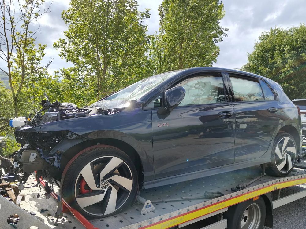 Volkswagen Golf VIII 2025