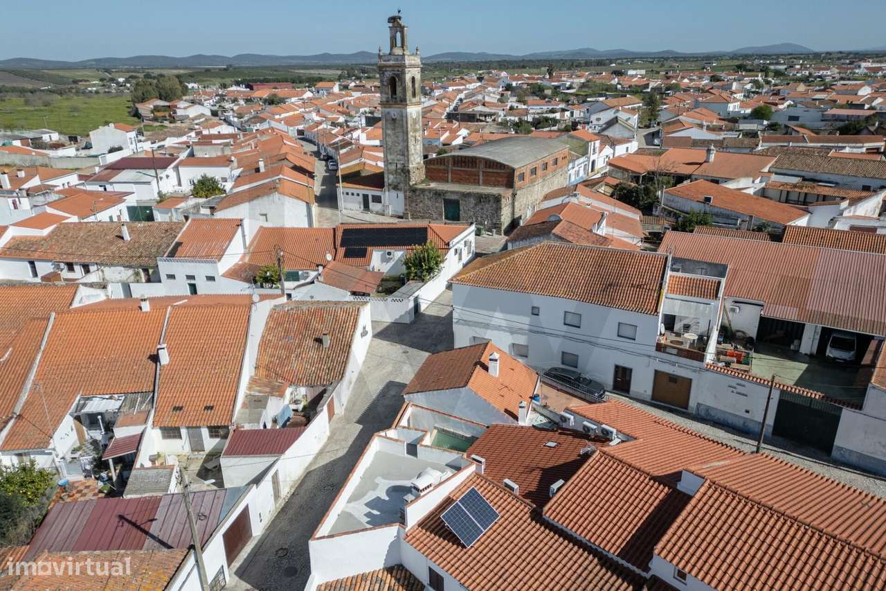 Moradia Térrea T5 com Piscina no Centro de Pias – Totalmente Renovada-19