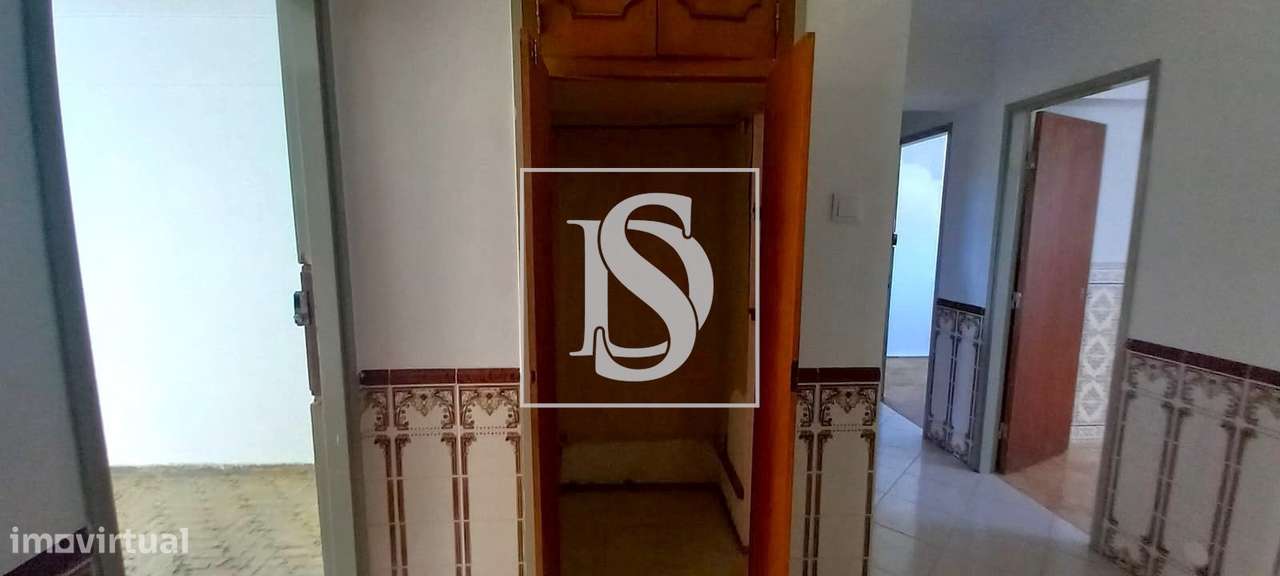 Apartamento T3 c/ arrecadação em Monte Abraão, Sintra-14