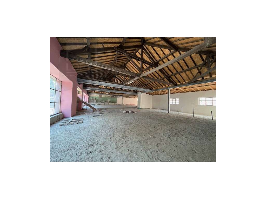 Loja Grande no Centro - Grande imagem: 4/21