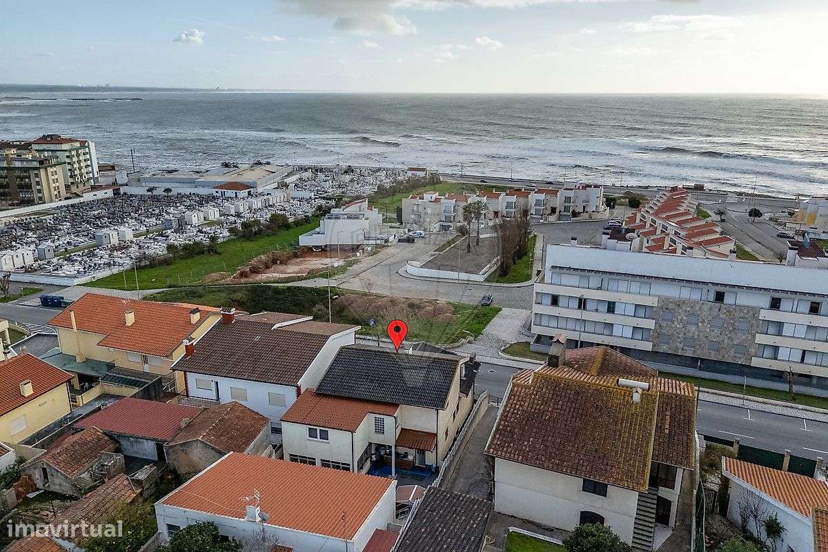 Moradia T4 para venda-46