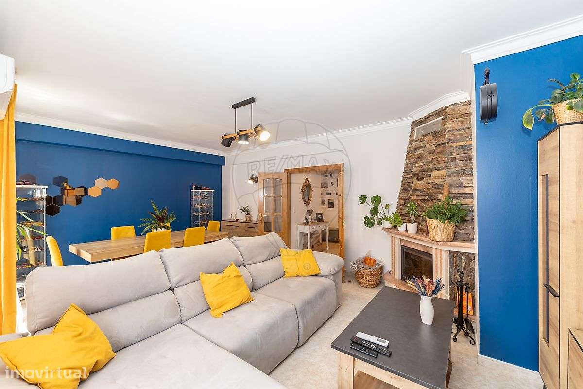 Apartamento T3 no Centro do Montijo-12