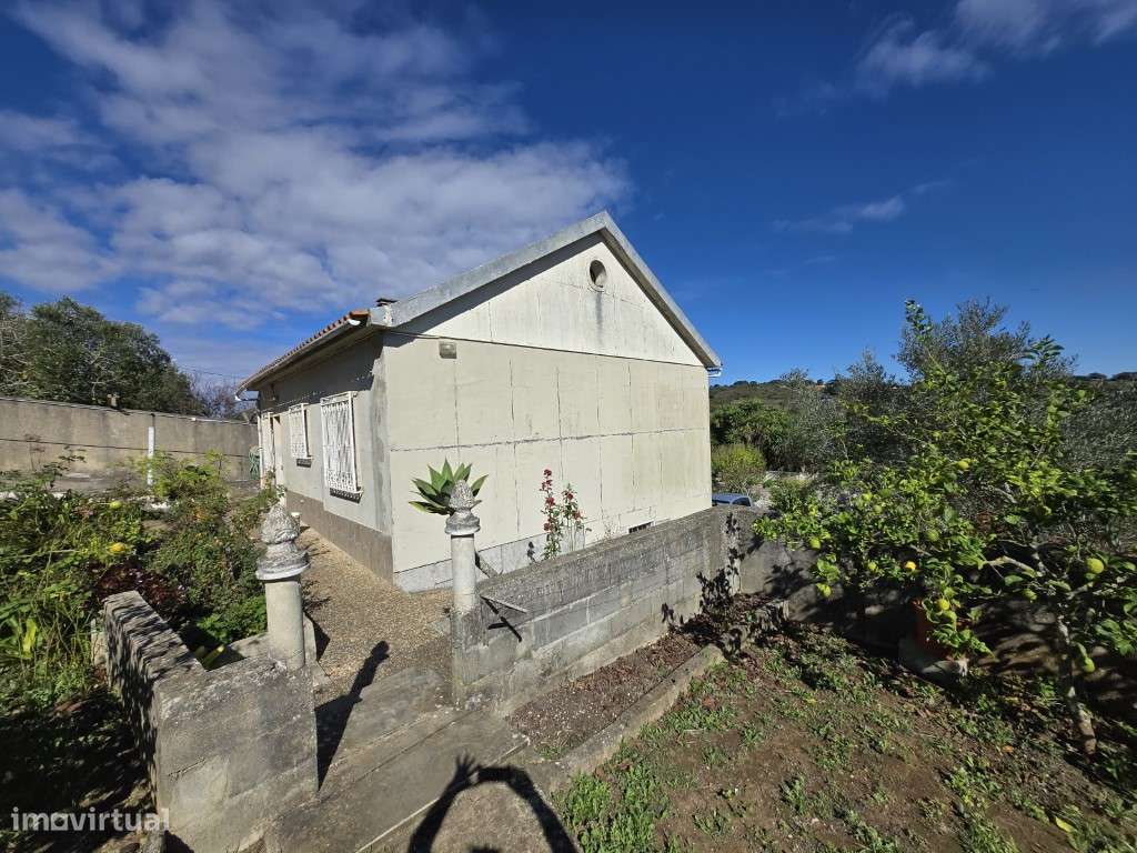 Moradia Encantadora em Almornos - Natureza, Tranquilidade e Conforto!-40