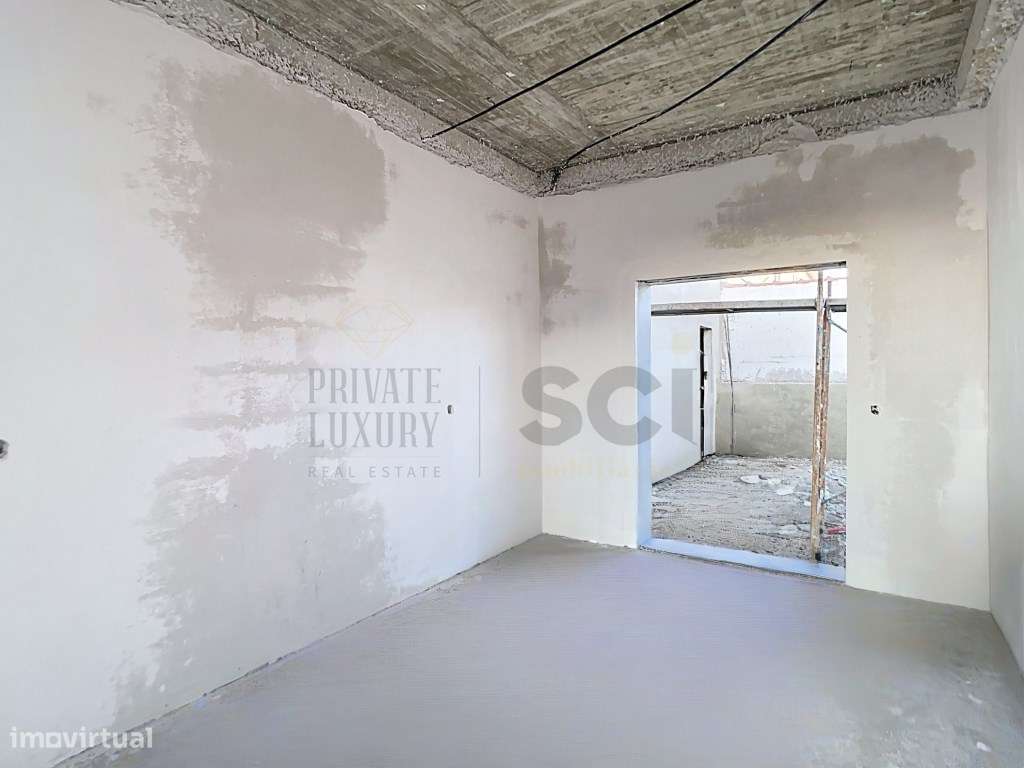 Moradia T4 Azeitão Térrea Isolada com Garagem Piscina-20