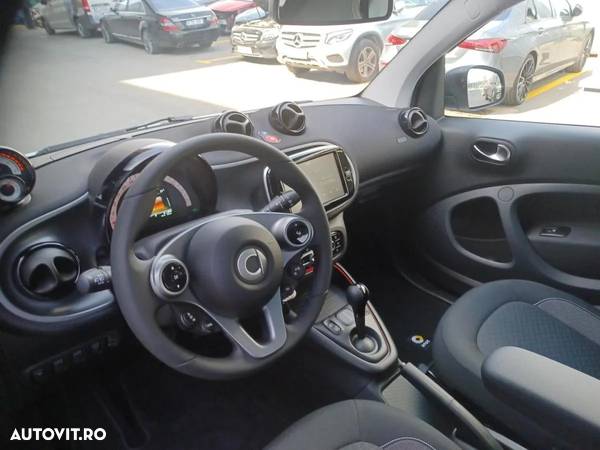 Smart Fortwo 60 kW electric drive - 9