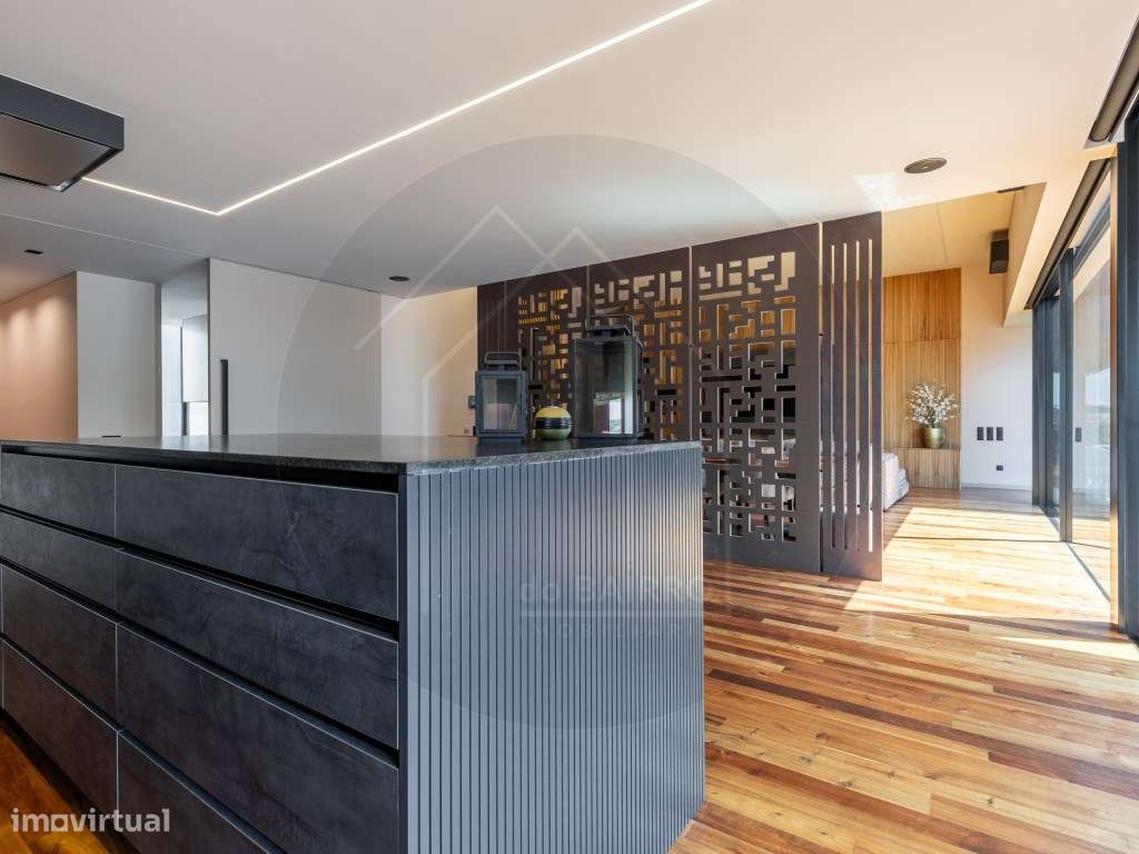 Moradia T6, térrea contemporânea, piscina, terraços e jardim junto ...-20