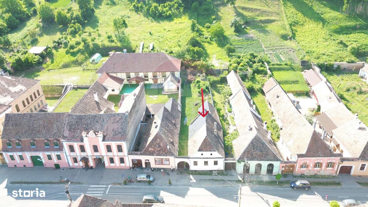 Casă săsească tradițională în inima Biertanului – potential remarcabil - Imagine principală: 4/20