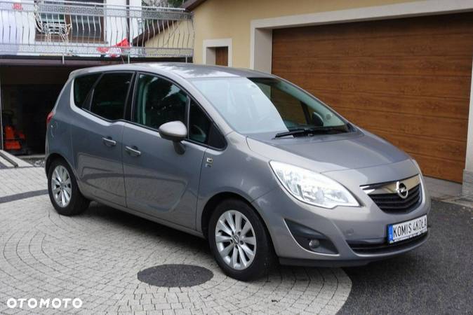 Opel Meriva - 8