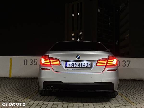 BMW Seria 5 530d xDrive - 10