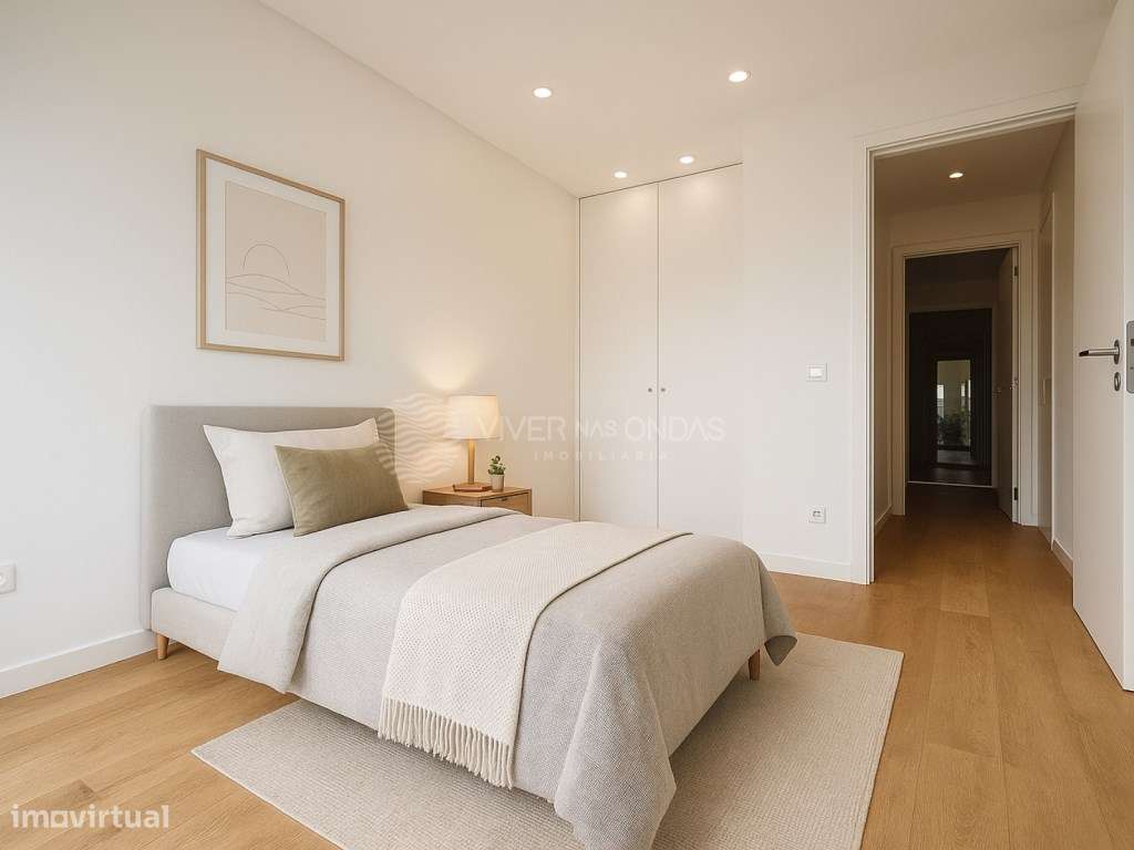 Moradia T4 de Luxo na Nova Urbanização da Caparica.-24