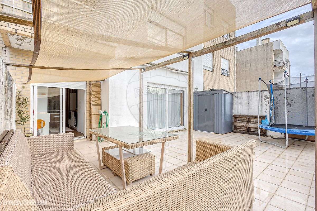 Apartamento T2 para venda - Grande imagem: 1/27