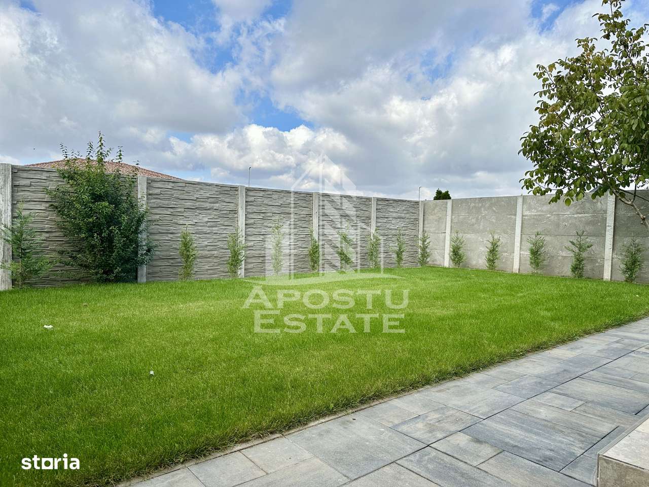 Jumatate de duplex despartit prin camera tehnica, Dumbravita - Imagine principală: 2/10