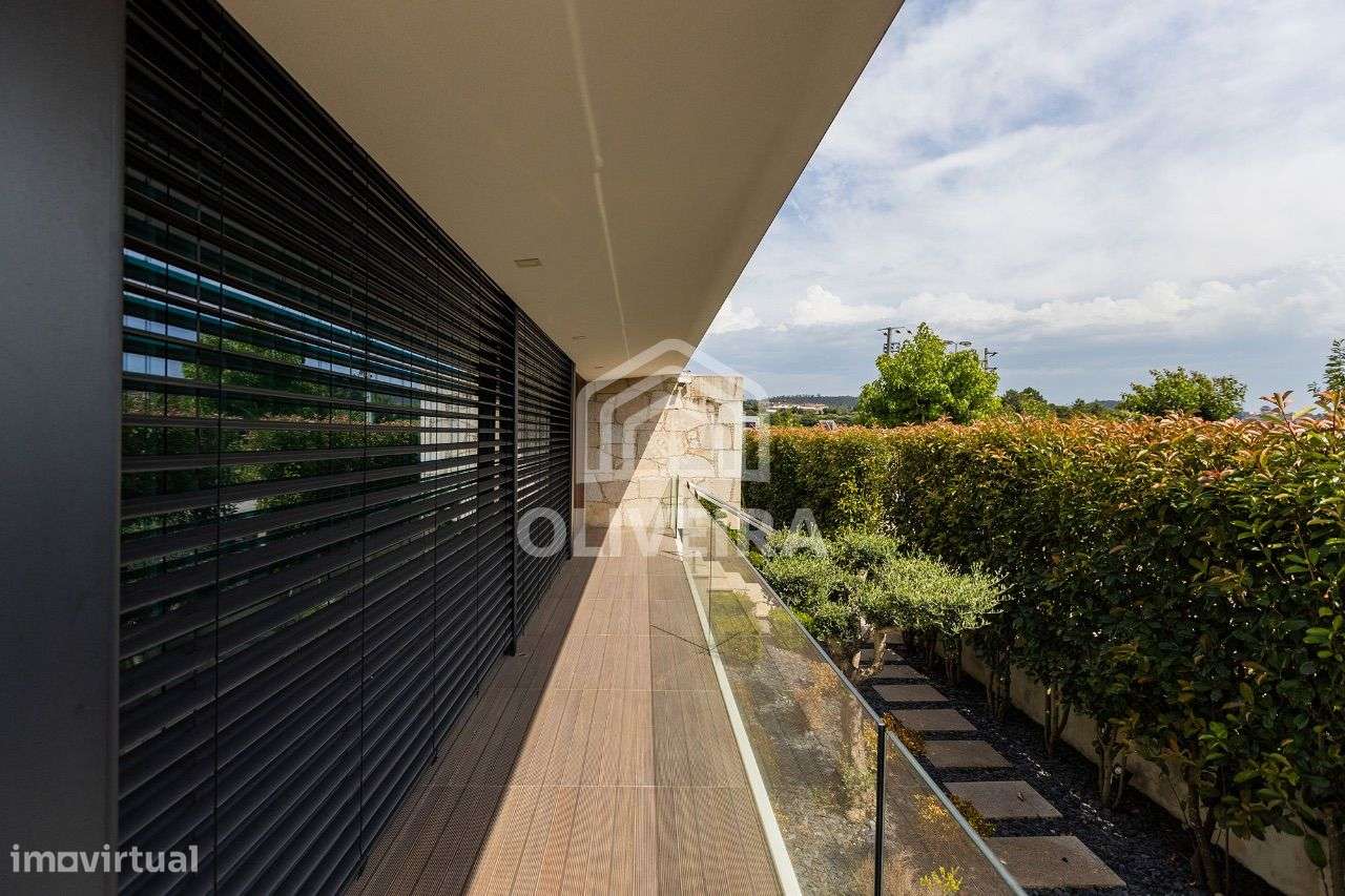 Moradia Térrea de Luxo em Barcelos-41
