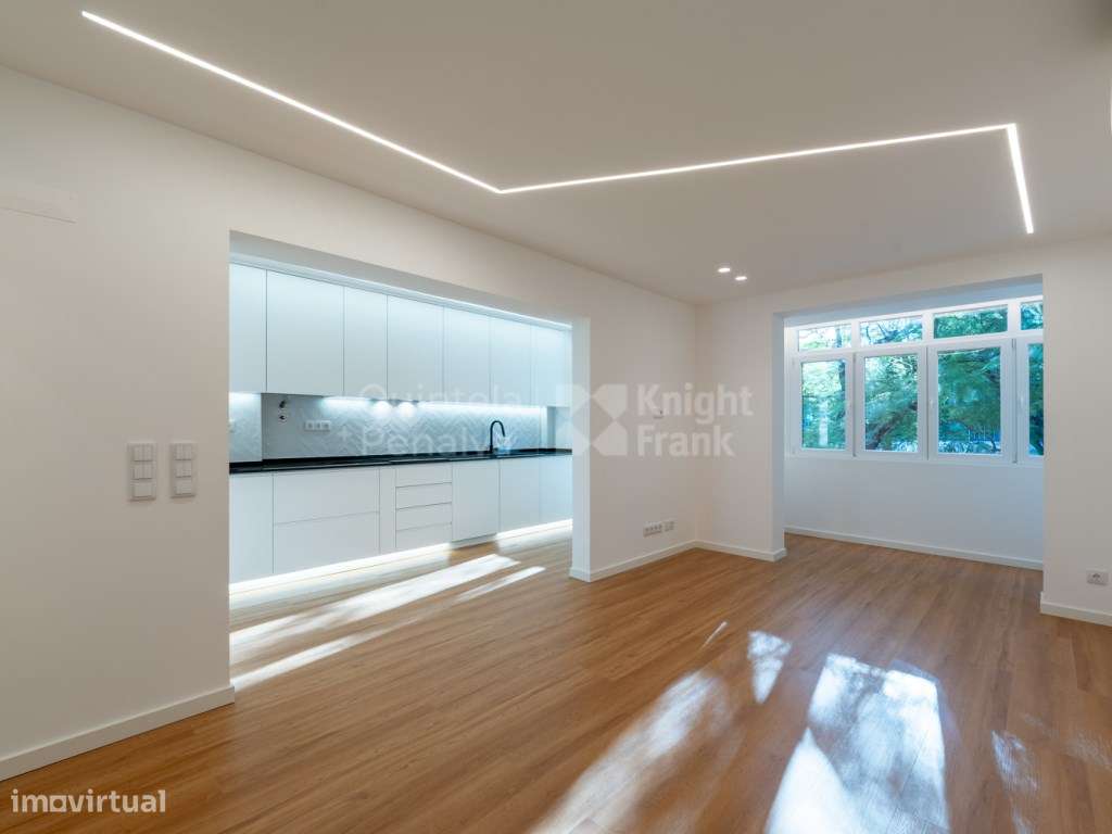 Apartamento T1 com estacionamento no centro de Cascais - Grande imagem: 3/29