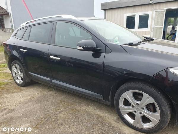 Renault Megane 2.0 140 CVT Dynamique - 9