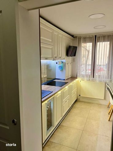 Lux Vanzare apartament 3 camere mobilat, utilat  Berceni