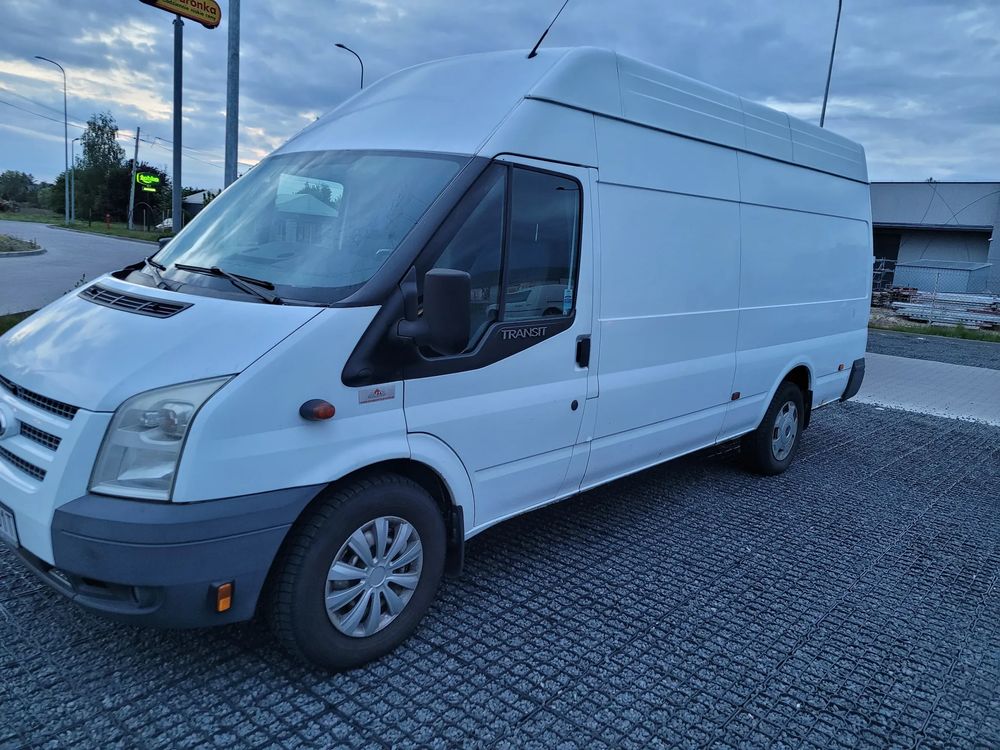 Ford Transit 2011