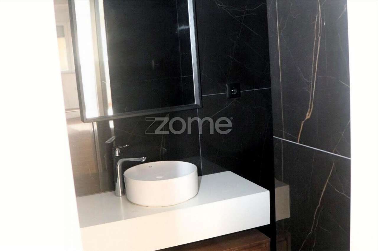 Apartamento T3 com uma Suite a 599.000€-26